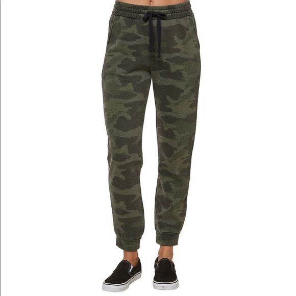 NWT O’Neill Arella Camo Sweatpant Joggers - Picture 5 of 11